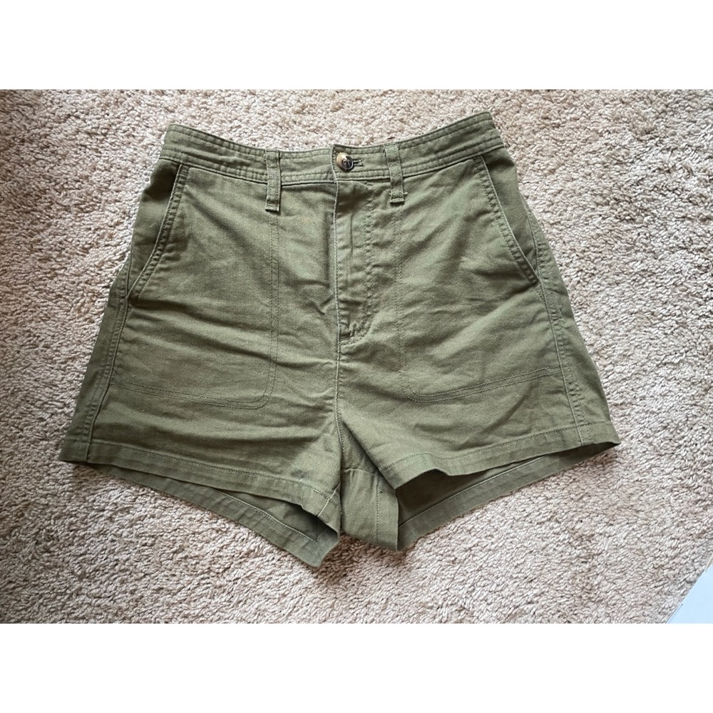 SOLD. Madewell | Green Shorts